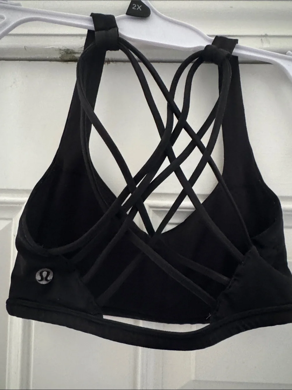 lululemon Frew to be Strappy Sports Bra - Black